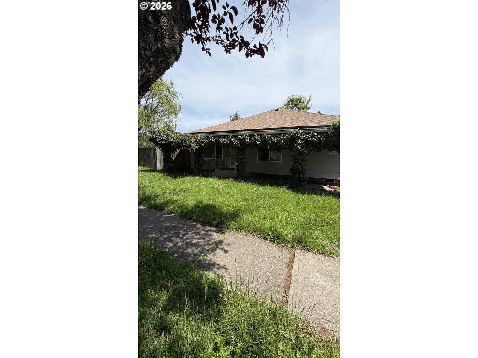 Listing photo 1 of 6