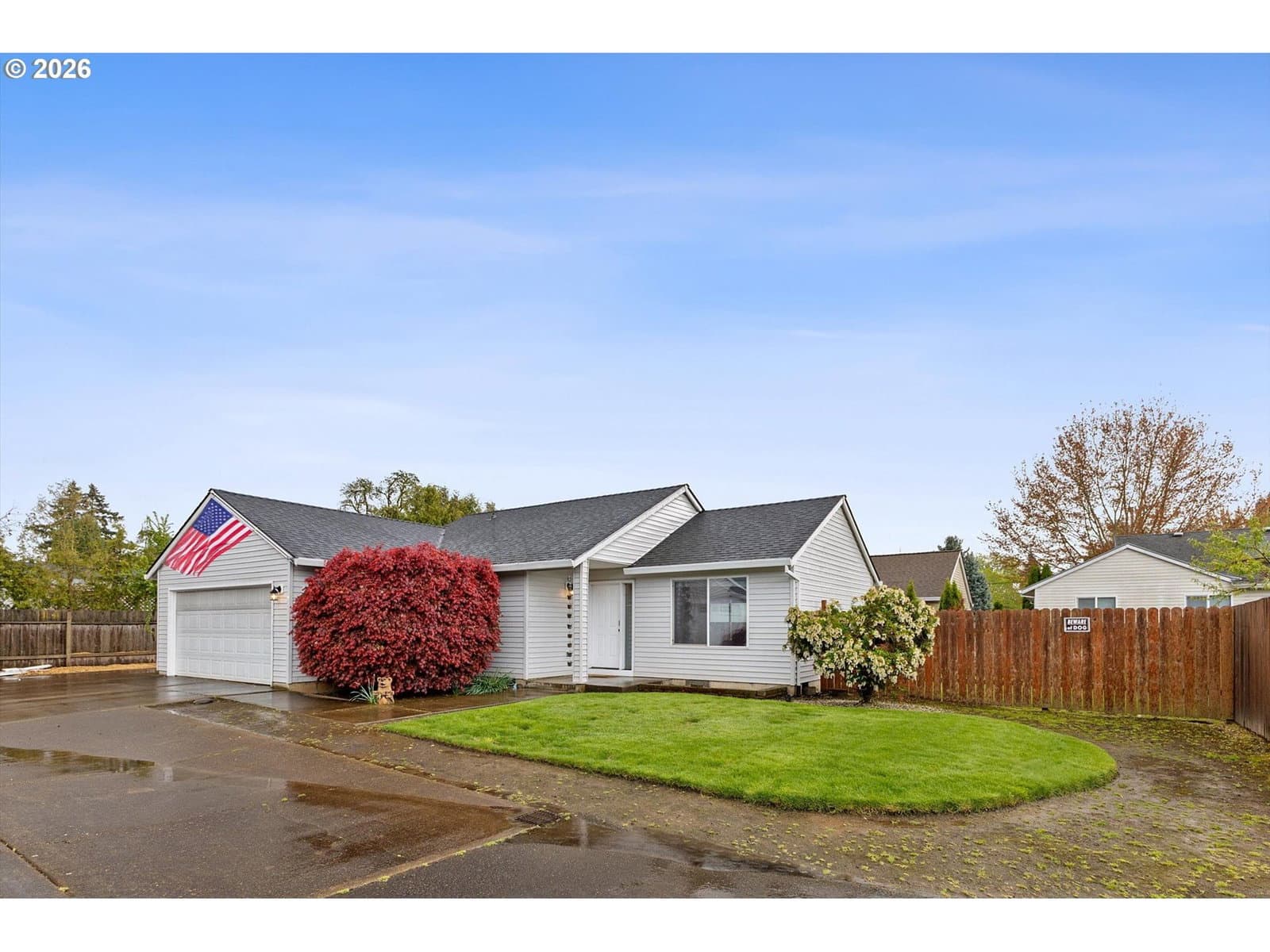 Listing photo 1 of 6