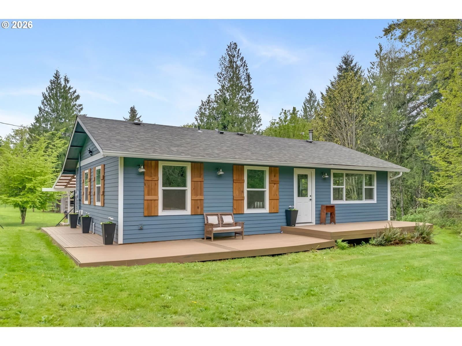 Listing photo 1 of 6