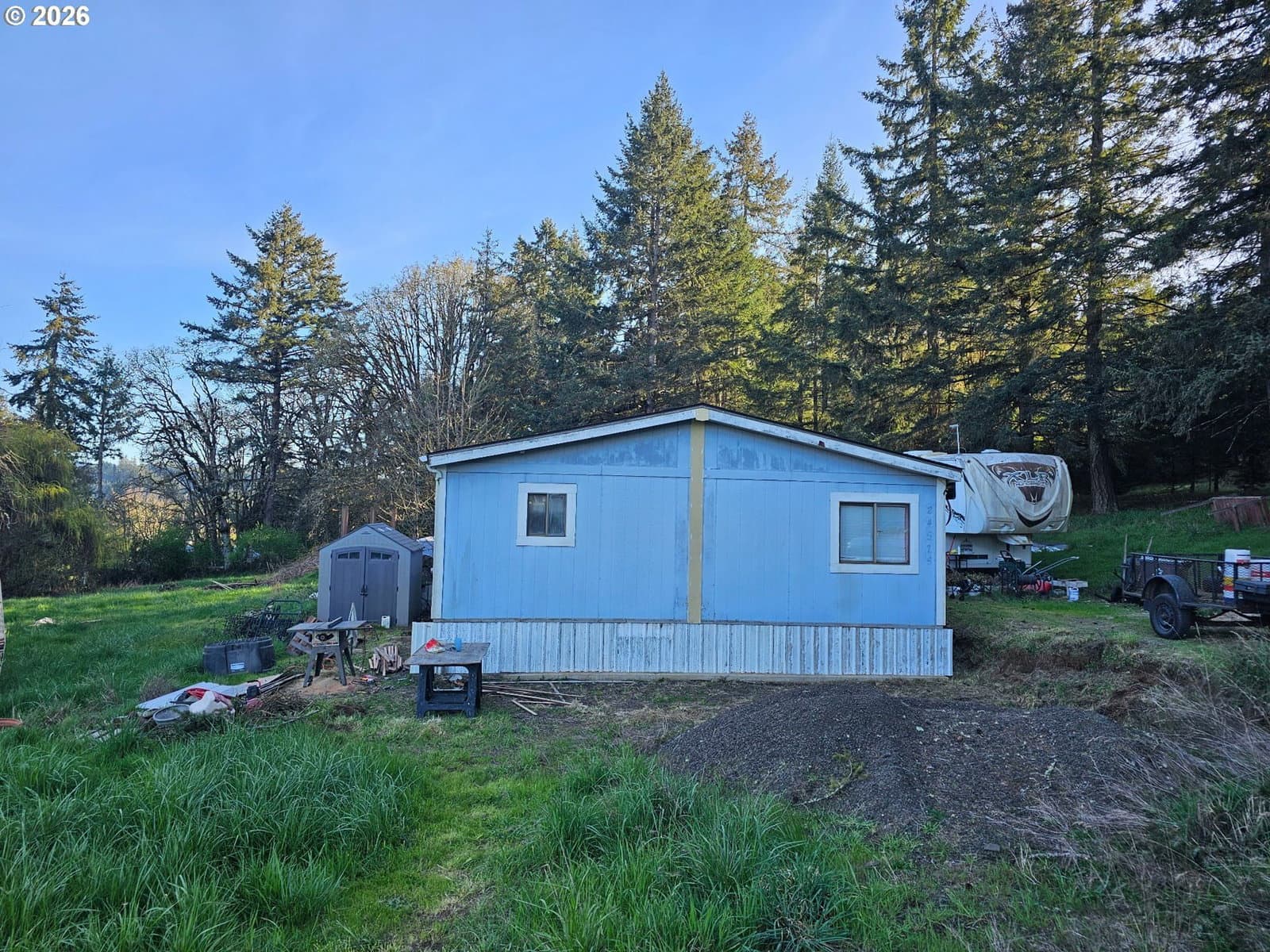 Listing photo 1 of 6