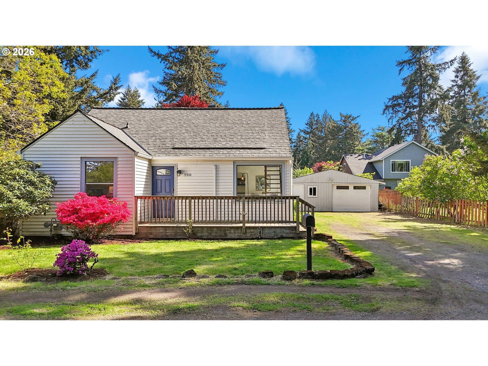 Listing photo 1 of 6