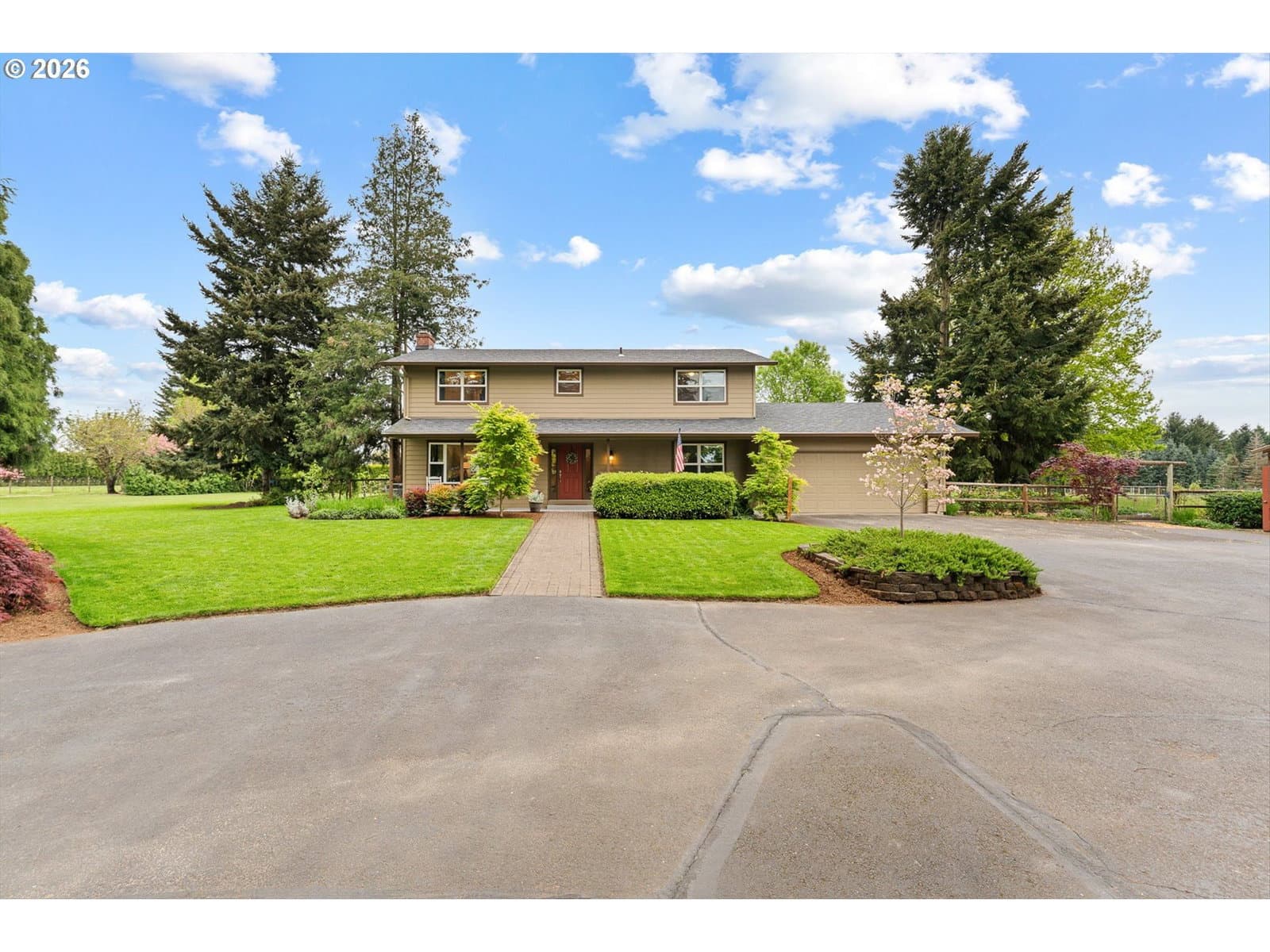 Listing photo 1 of 6