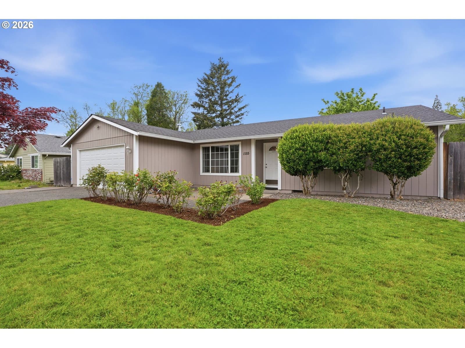 Listing photo 1 of 6