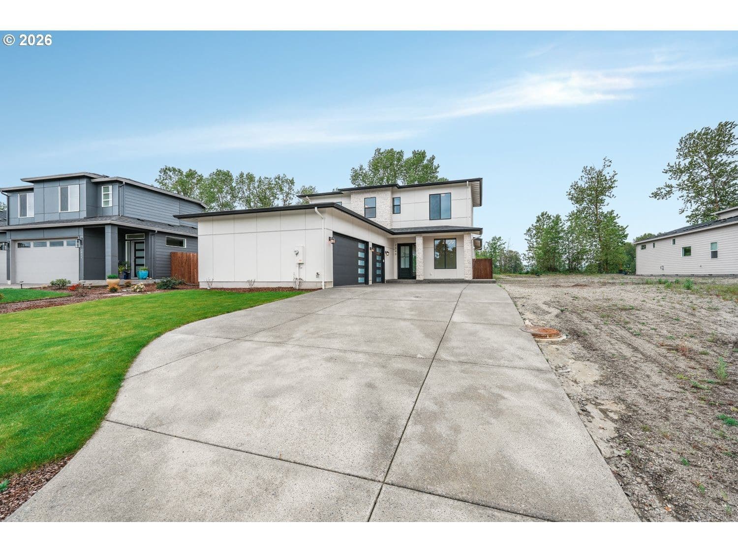 Listing photo 1 of 6