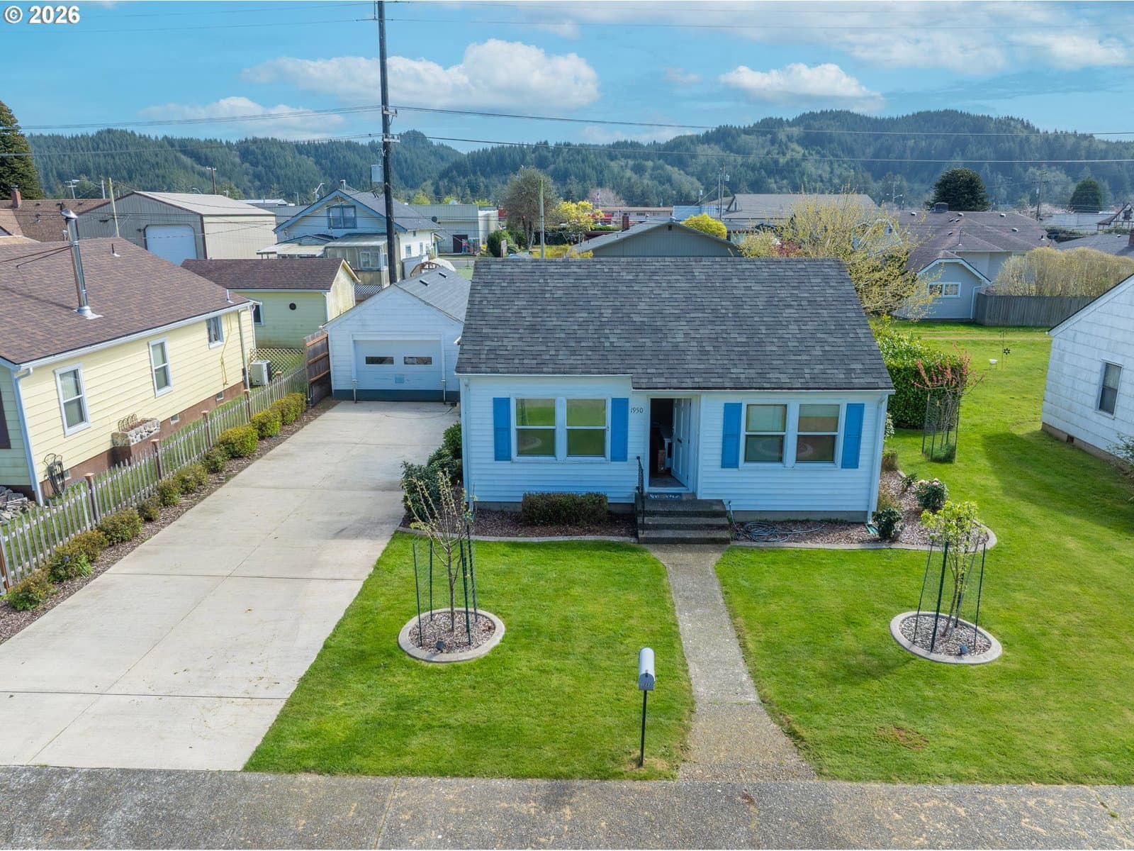 Listing photo 1 of 6