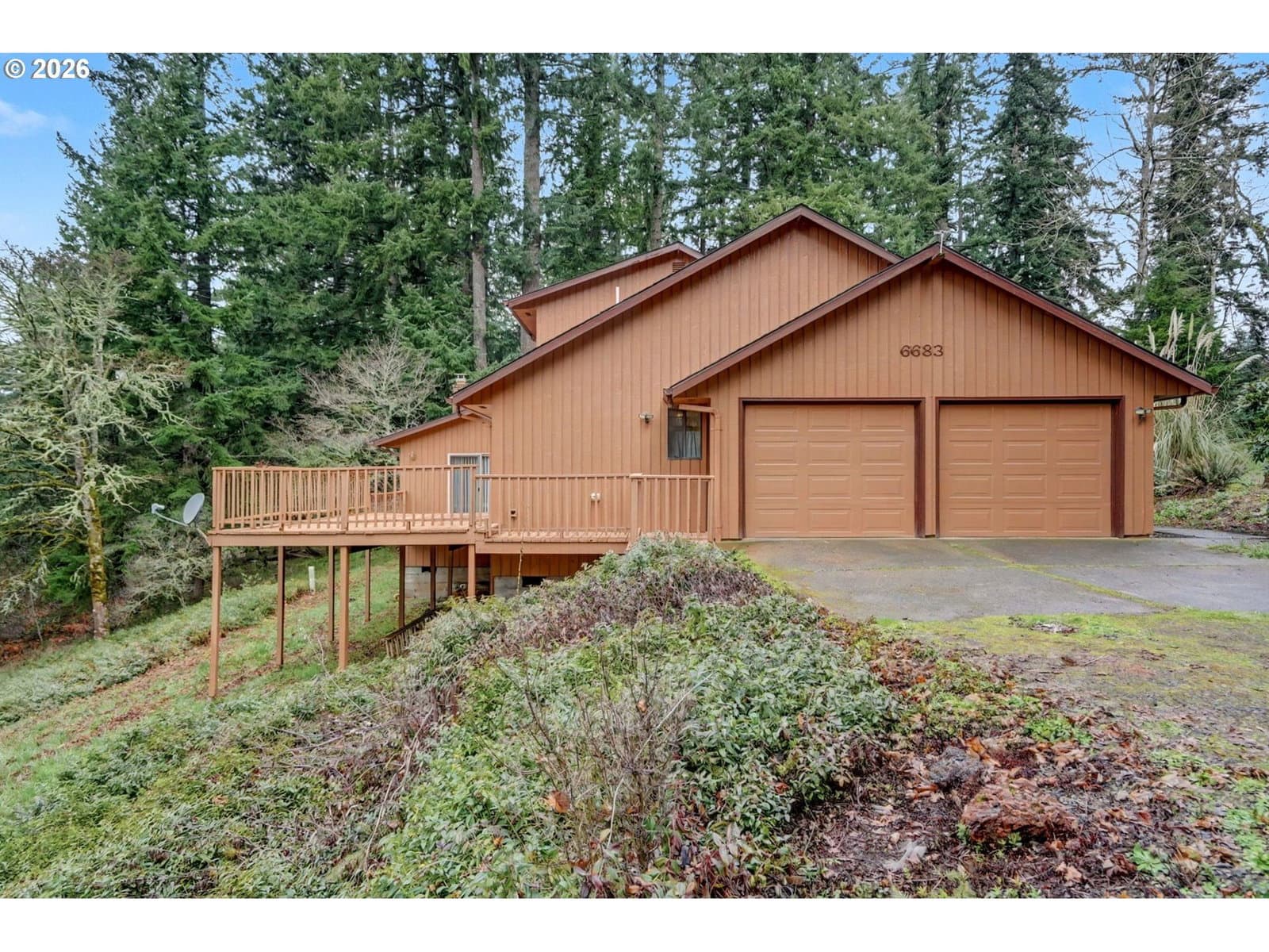 Listing photo 1 of 6