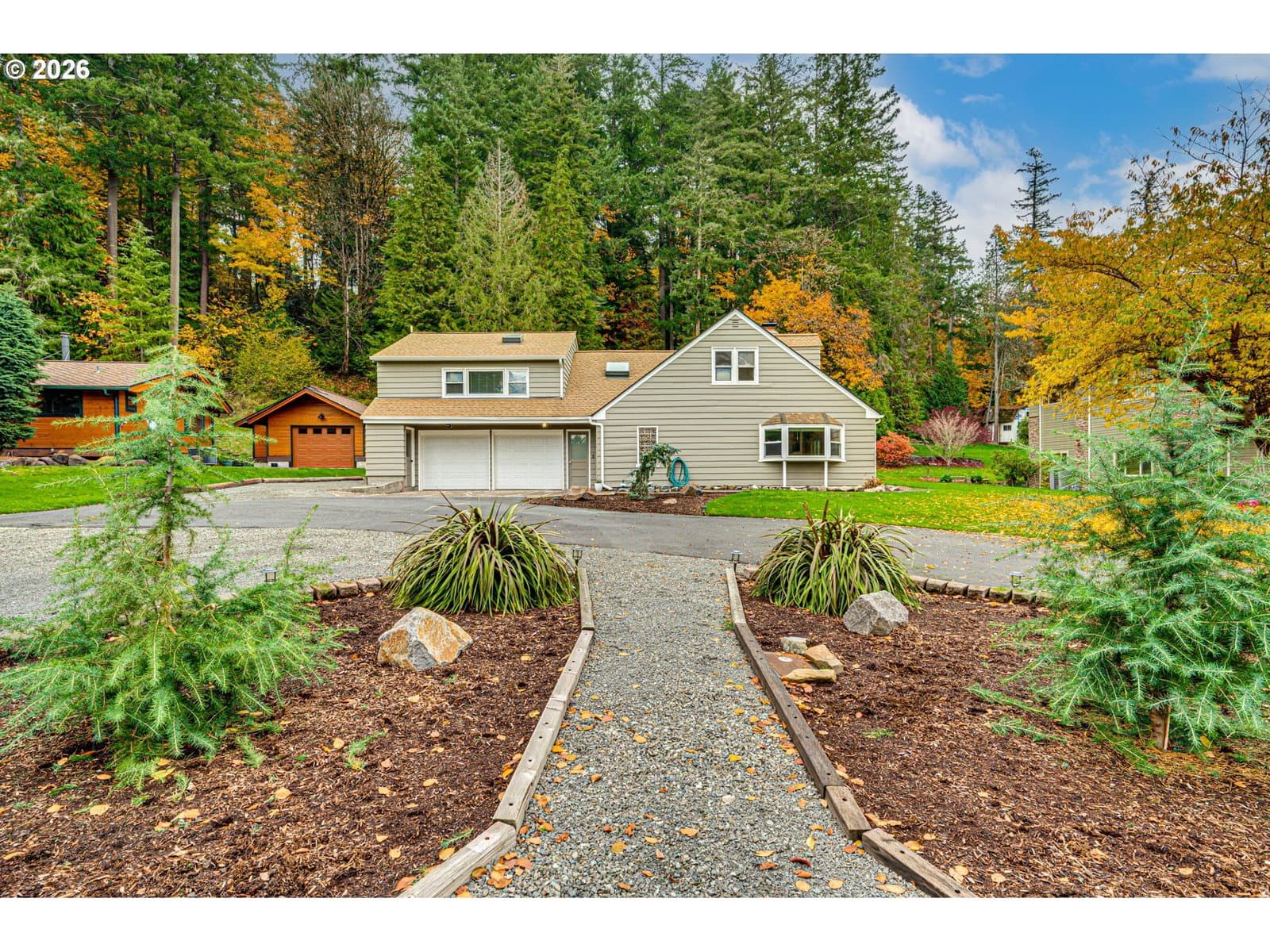 Listing photo 1 of 6