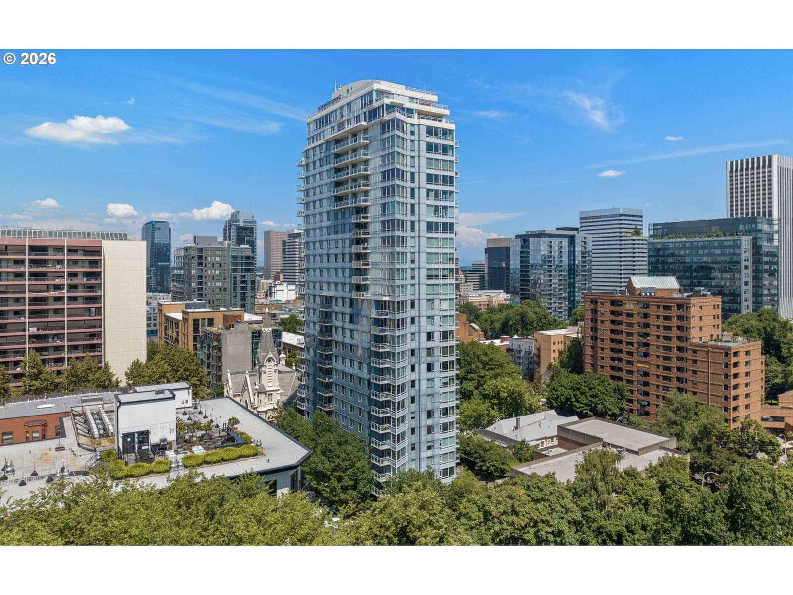 Listing photo 1 of 6