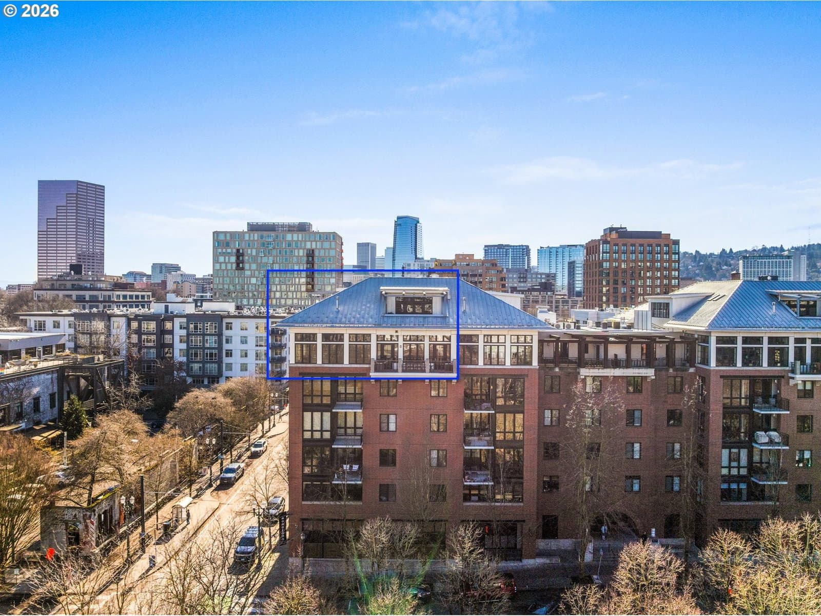 Listing photo 1 of 6