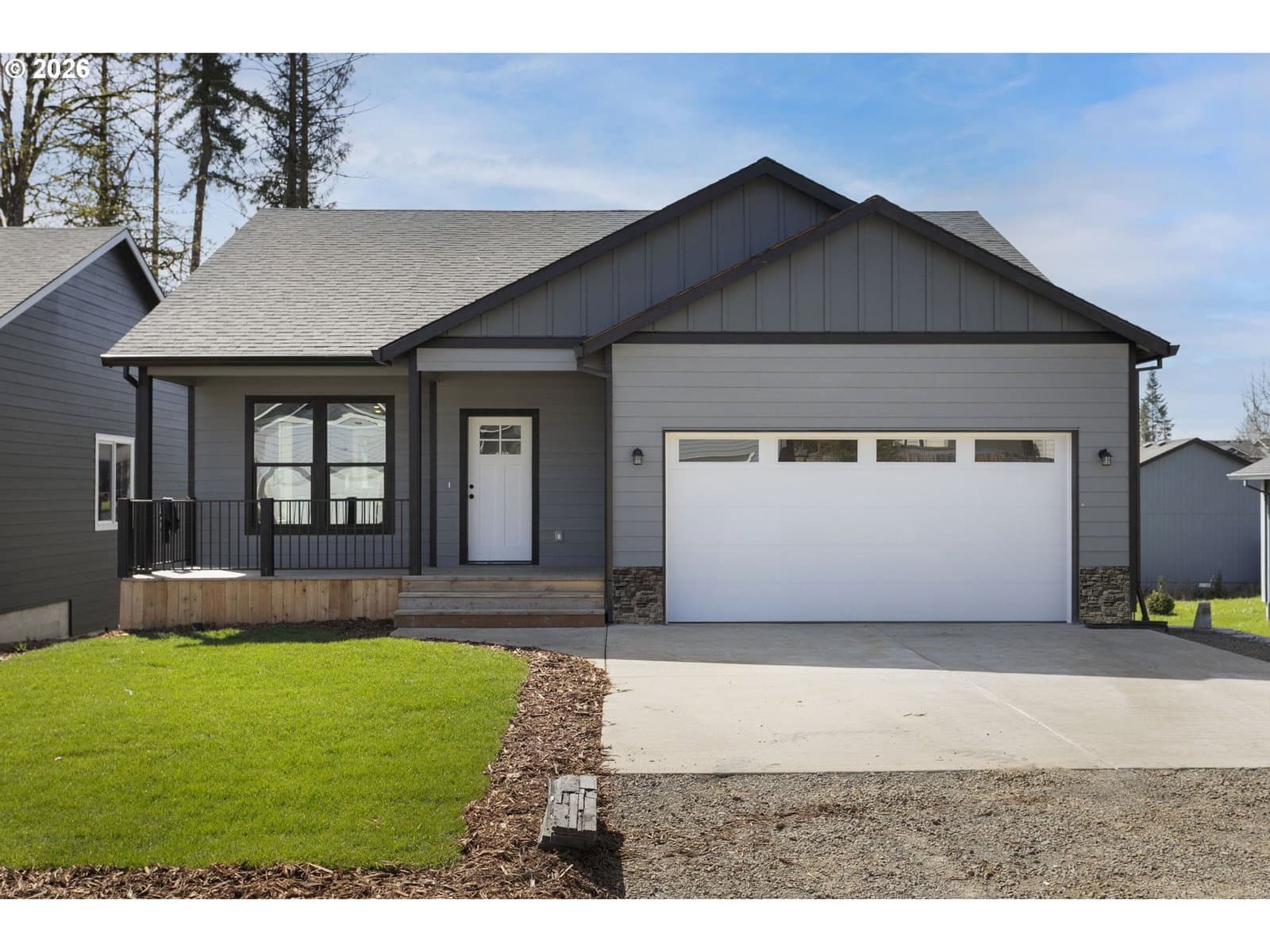 Listing photo 1 of 6