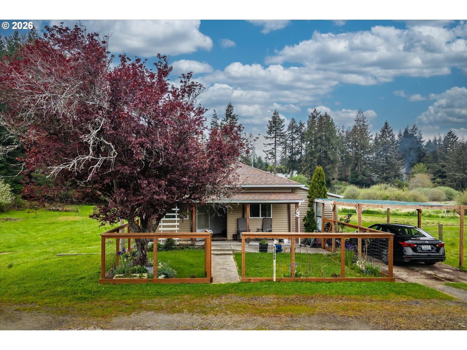 Listing photo 1 of 6