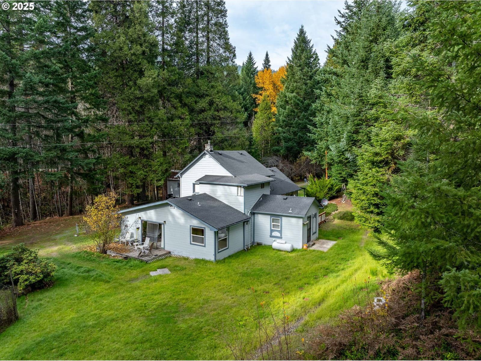 Listing photo 1 of 6