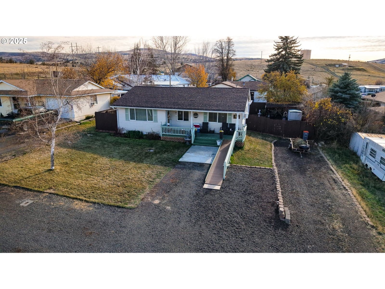 Listing photo 1 of 6