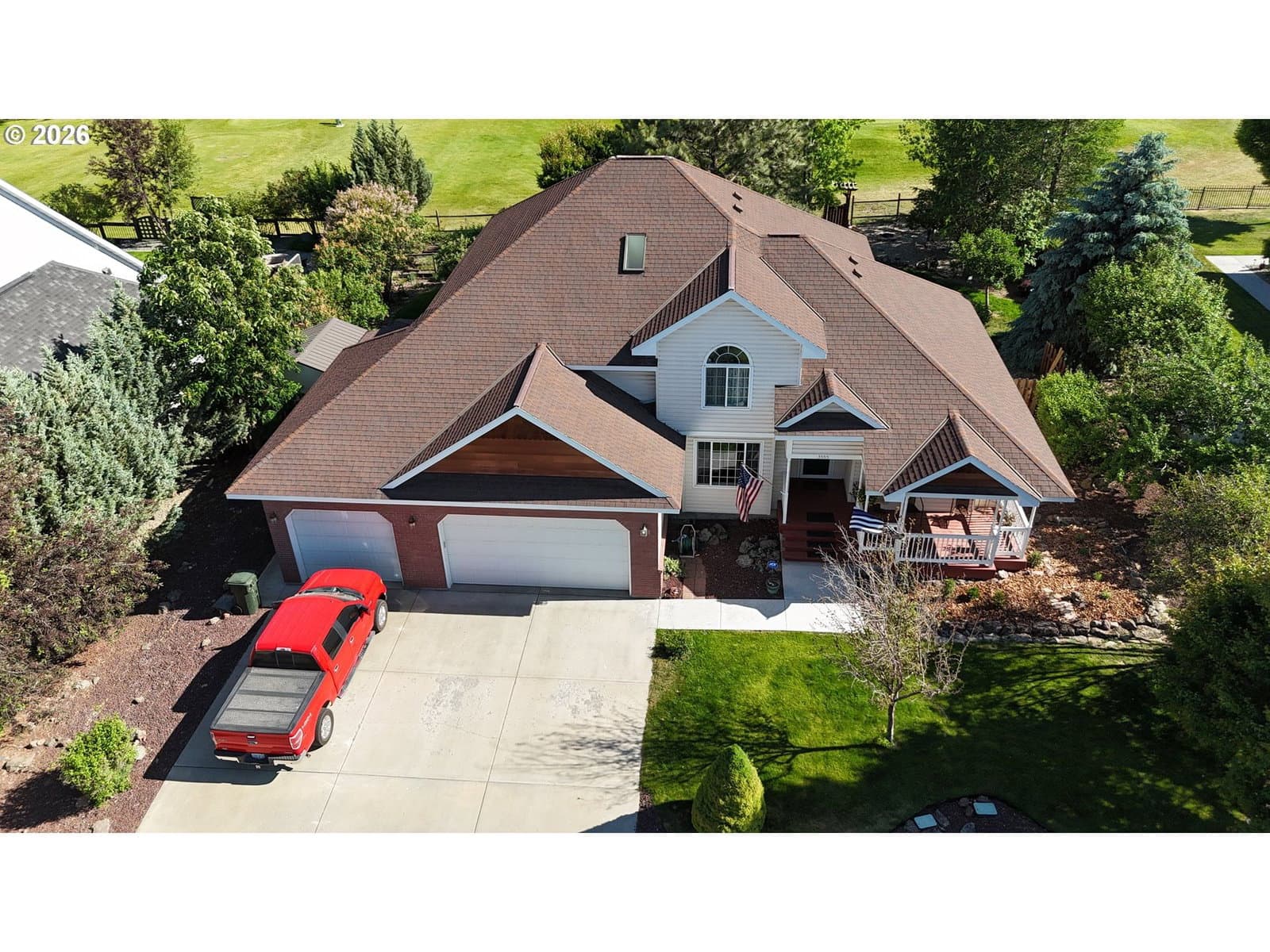 Listing photo 1 of 6