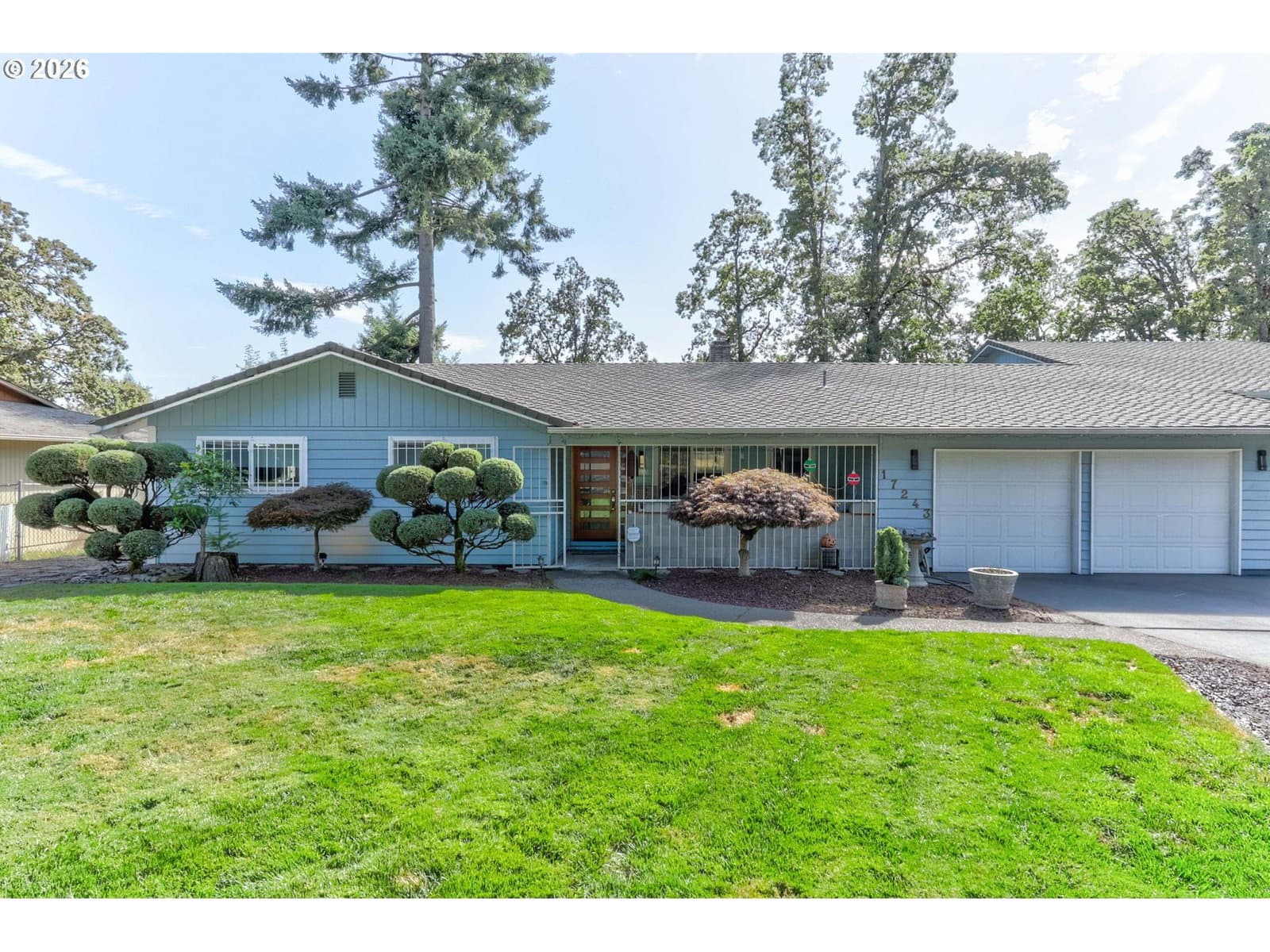 Listing photo 1 of 6