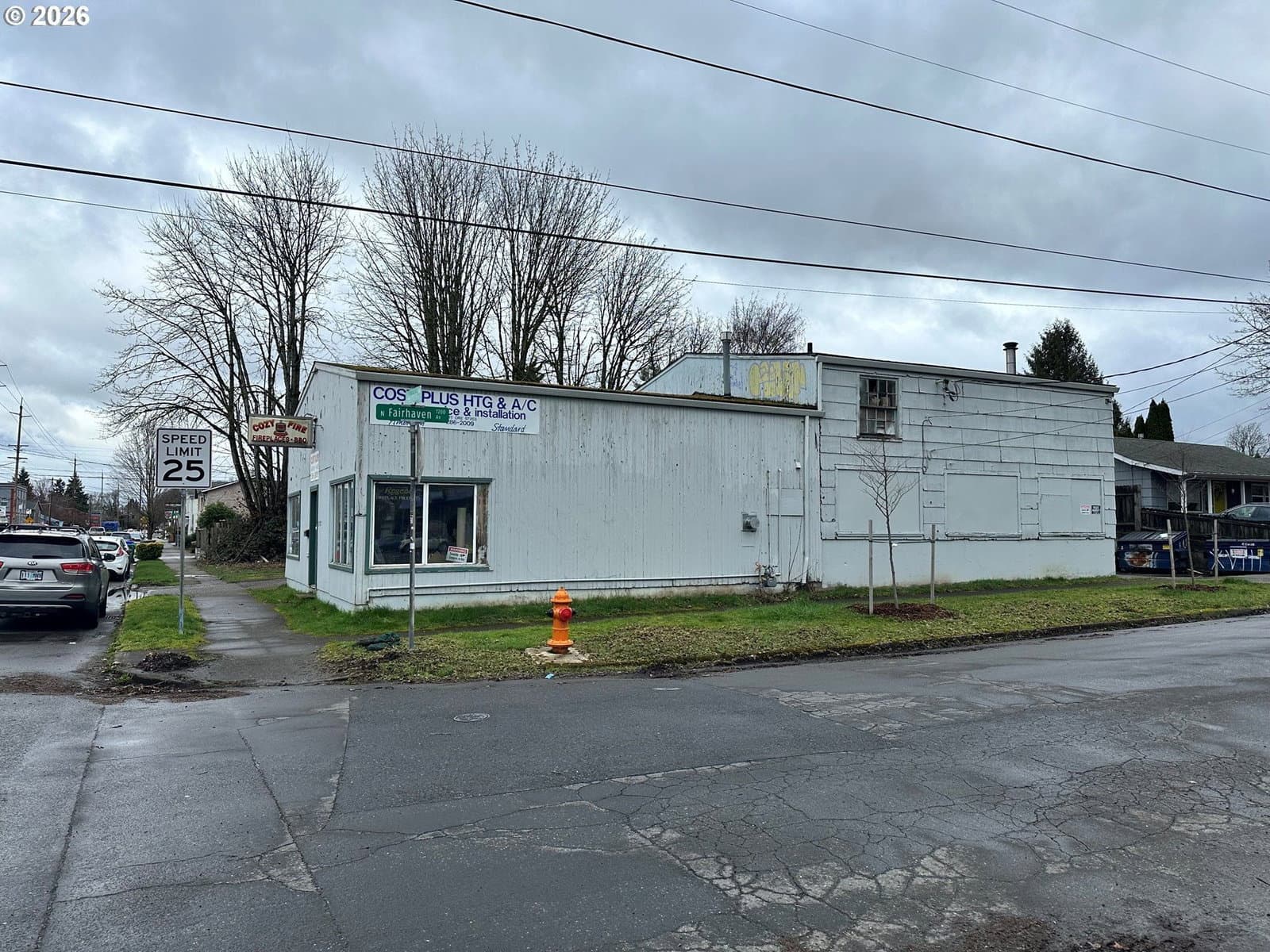 Listing photo 1 of 3