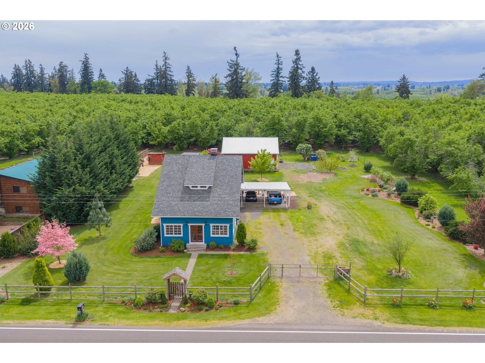 Listing photo 1 of 6