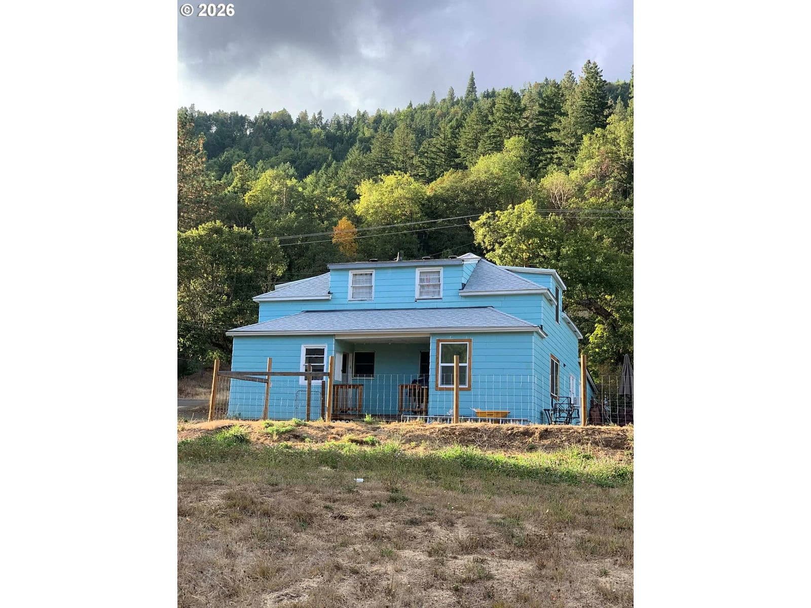Listing photo 1 of 6