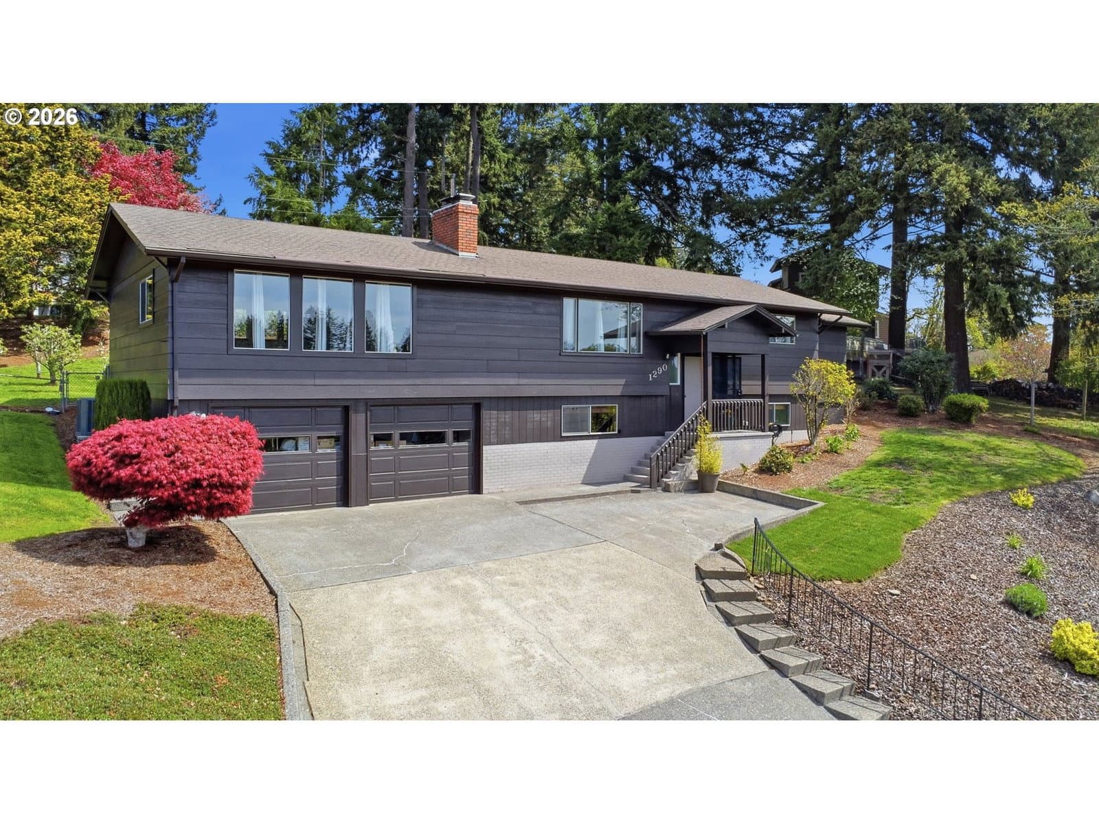 Listing photo 1 of 6