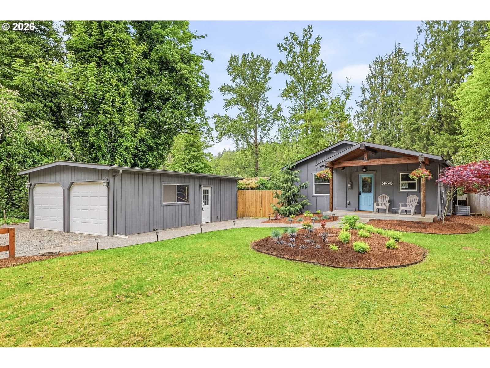 Listing photo 1 of 6