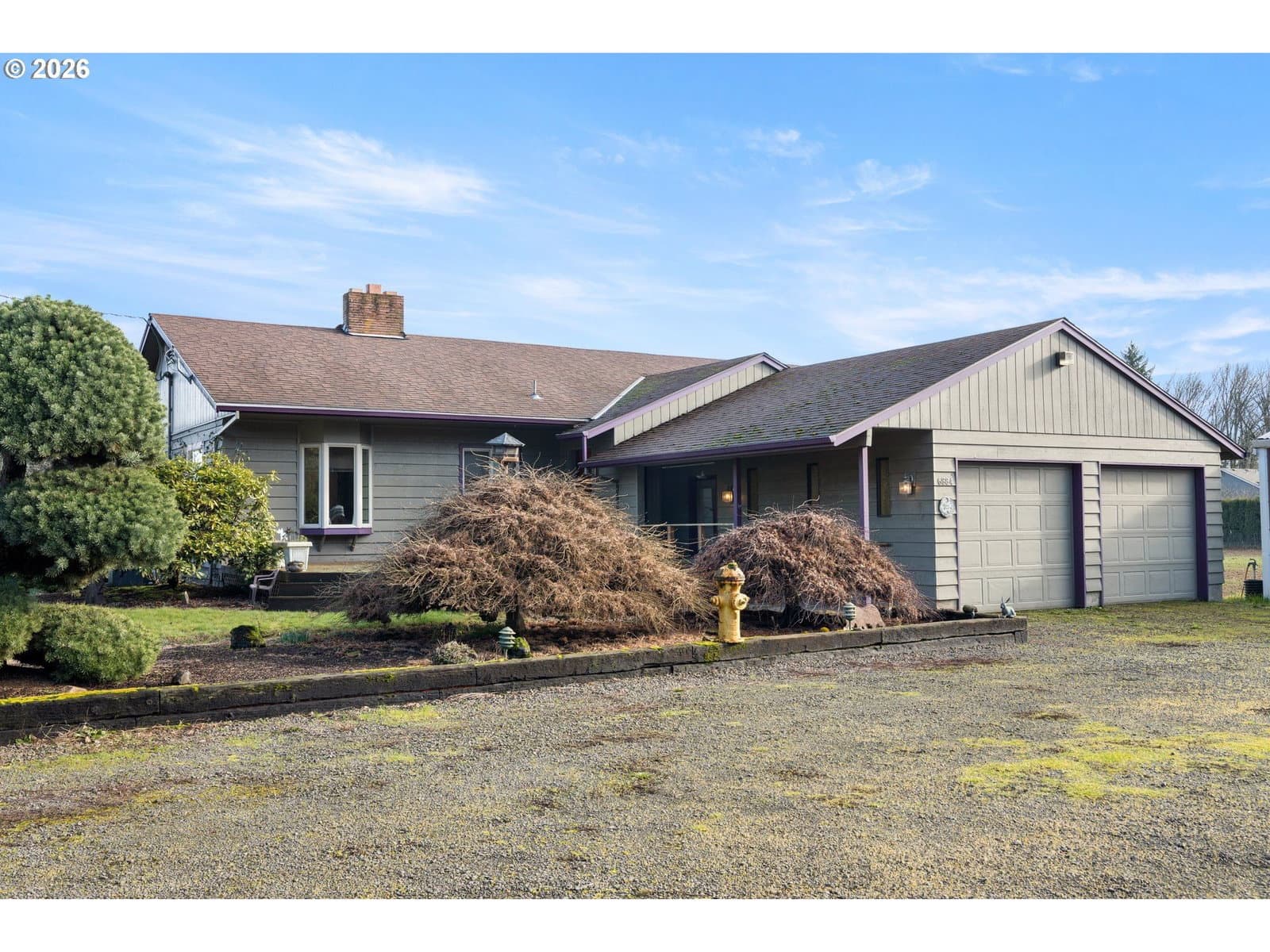 Listing photo 1 of 6