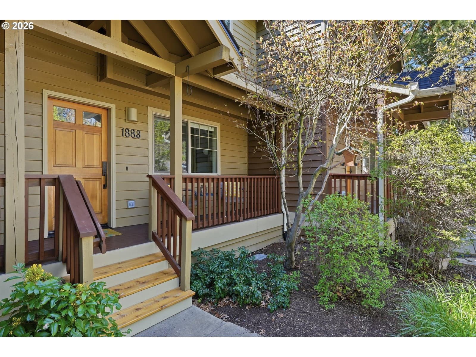 Listing photo 1 of 6