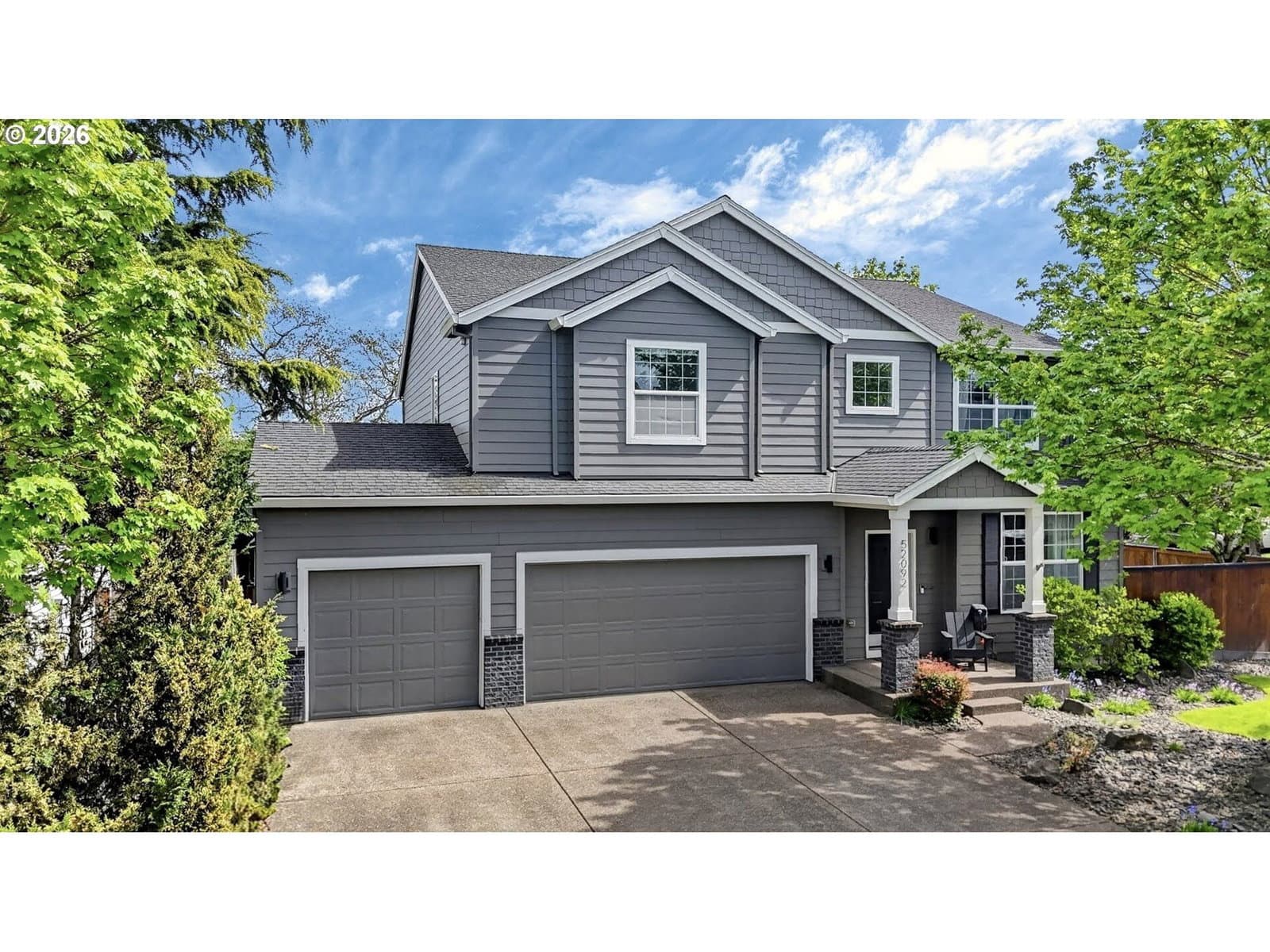 Listing photo 1 of 6