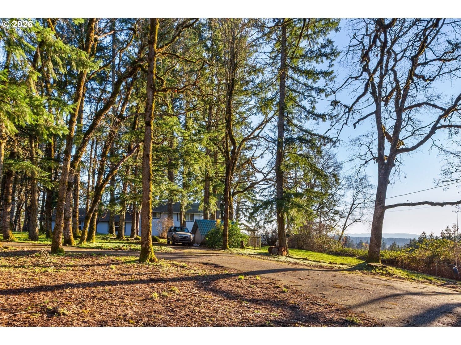 Listing photo 1 of 6