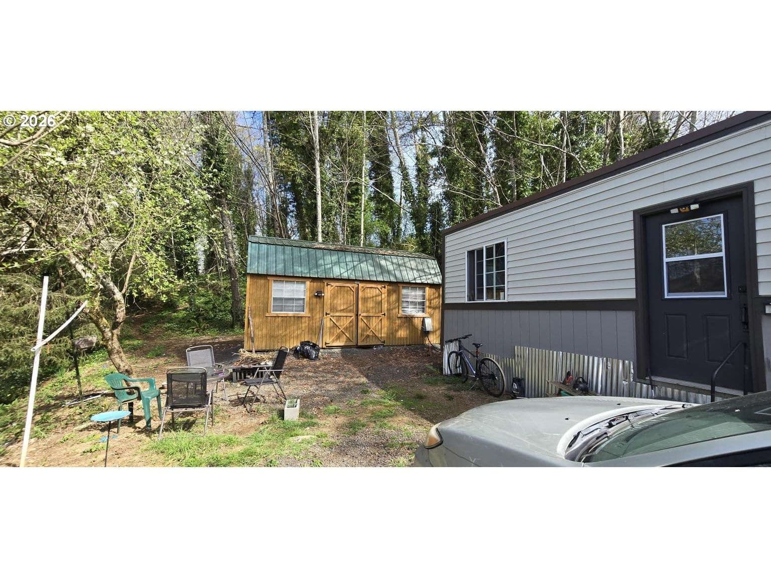 Listing photo 1 of 5
