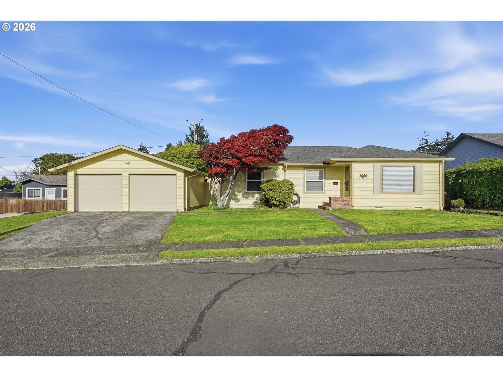 Listing photo 1 of 6