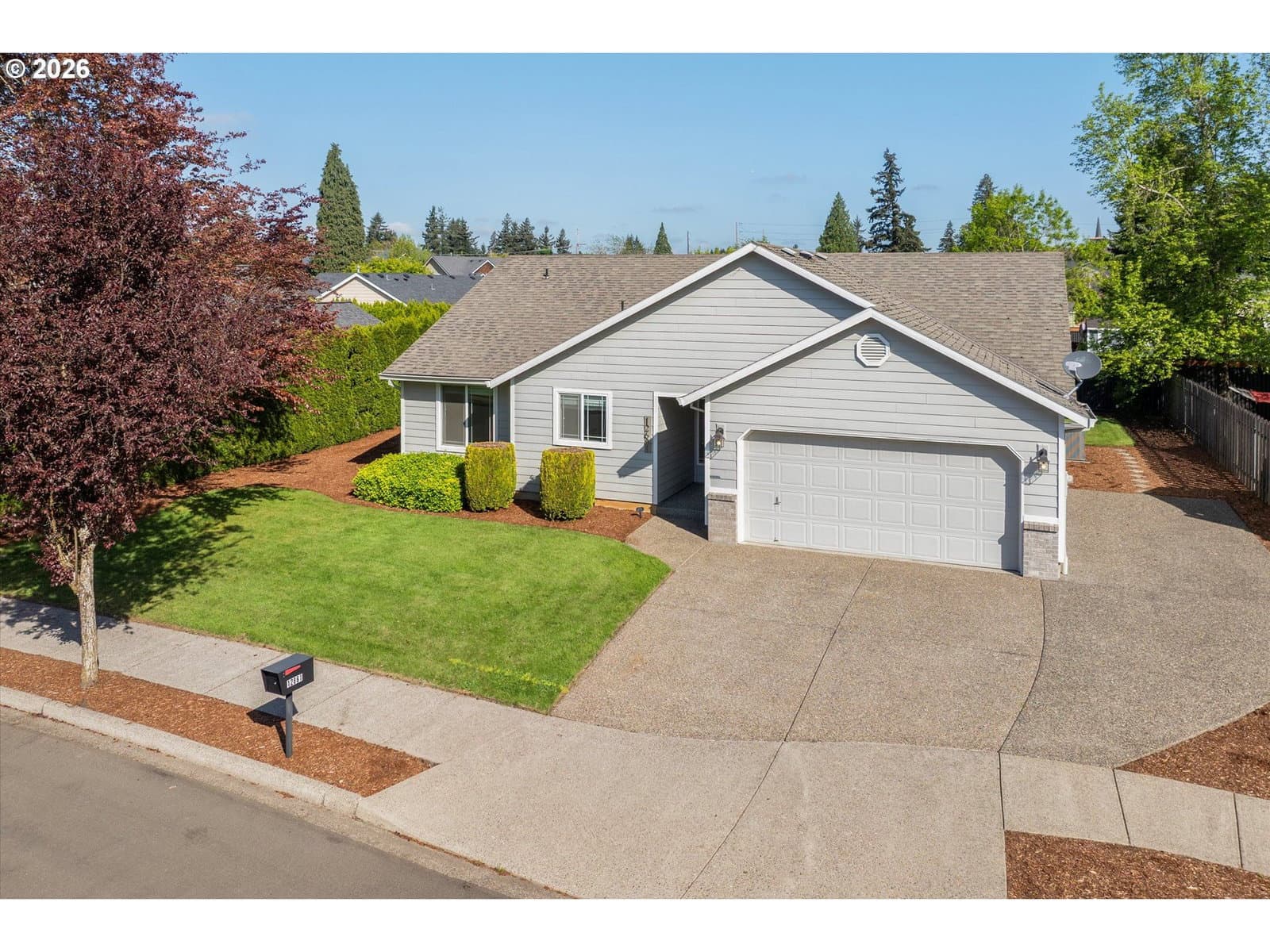 Listing photo 1 of 6