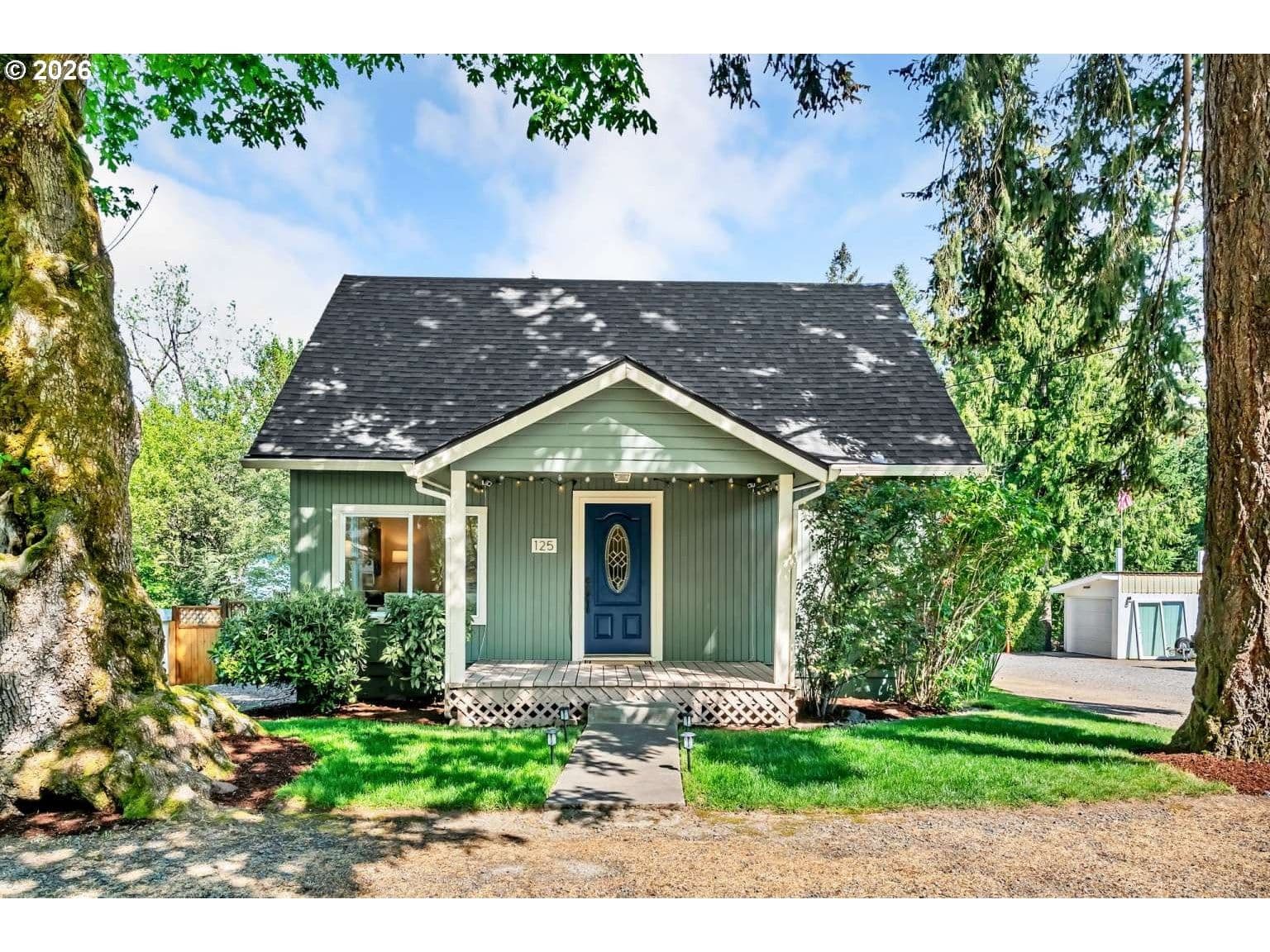 Listing photo 1 of 6