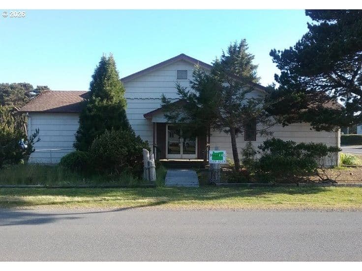 Listing photo 1 of 6