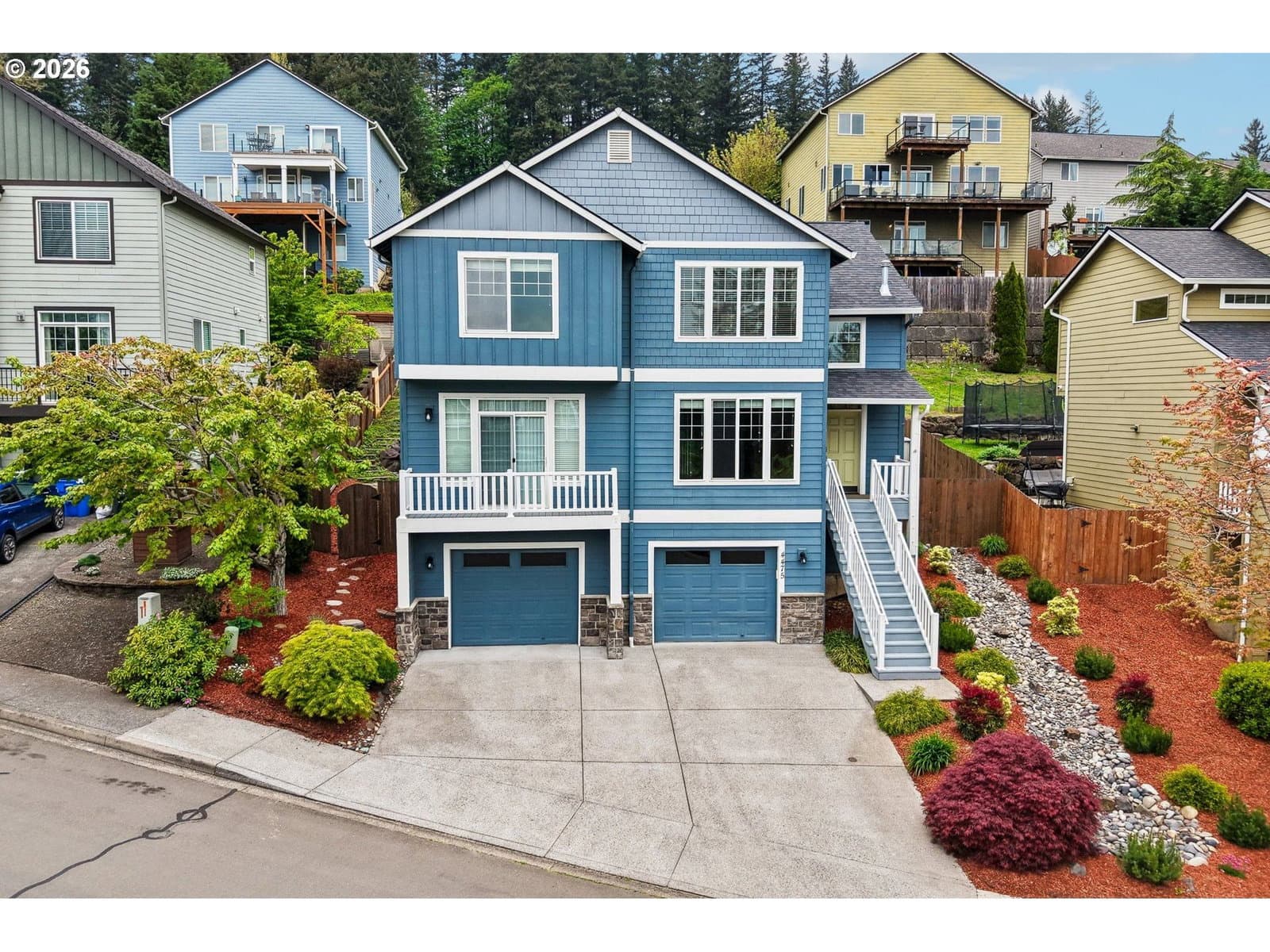 Listing photo 1 of 6