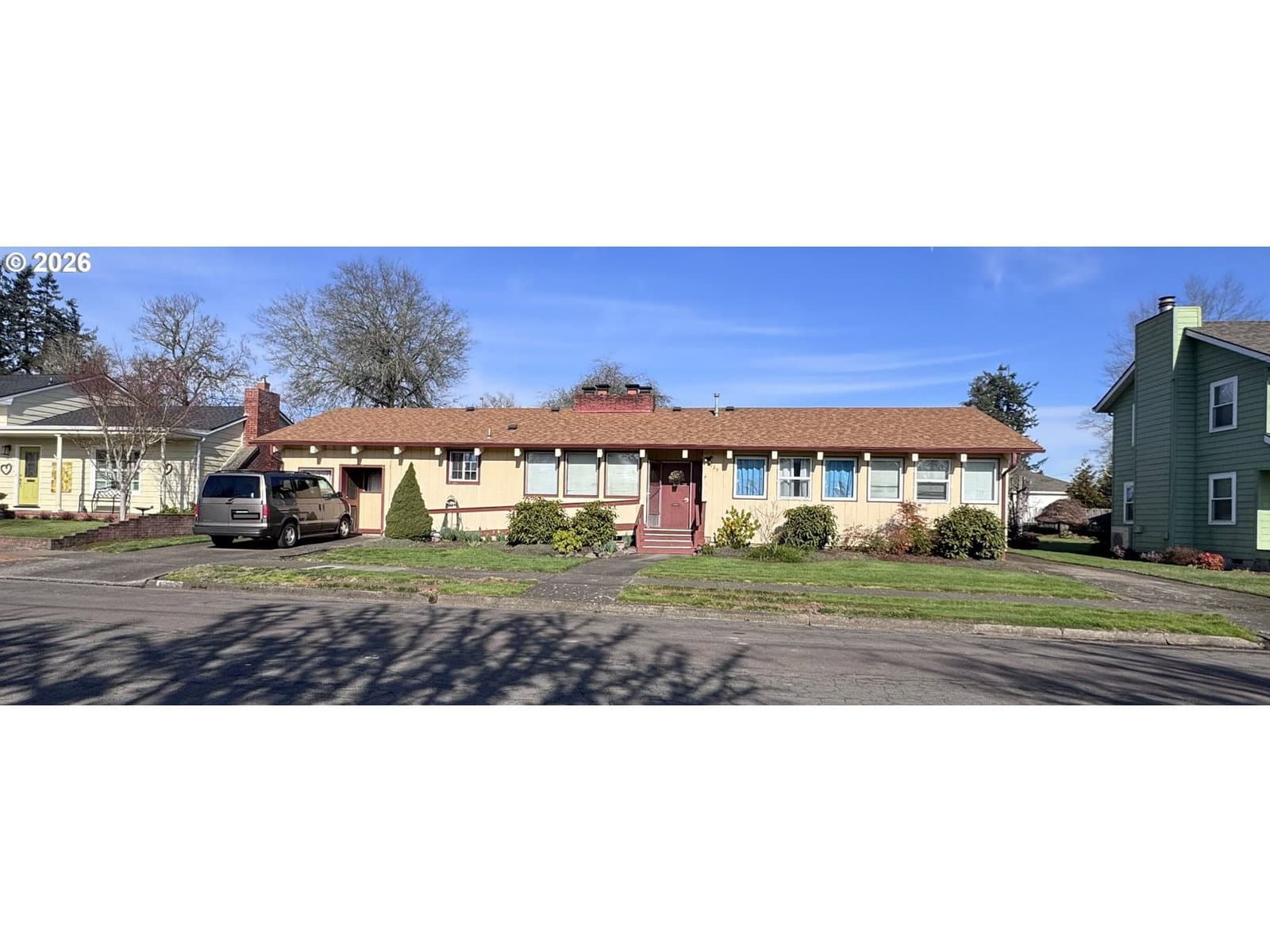 Listing photo 1 of 6