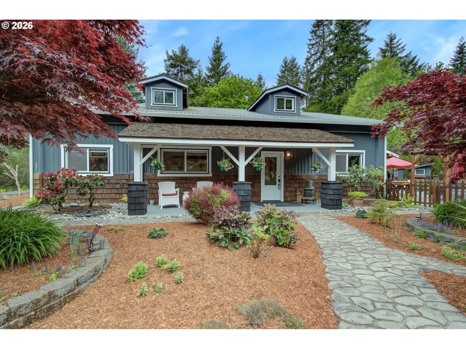 Listing photo 1 of 6