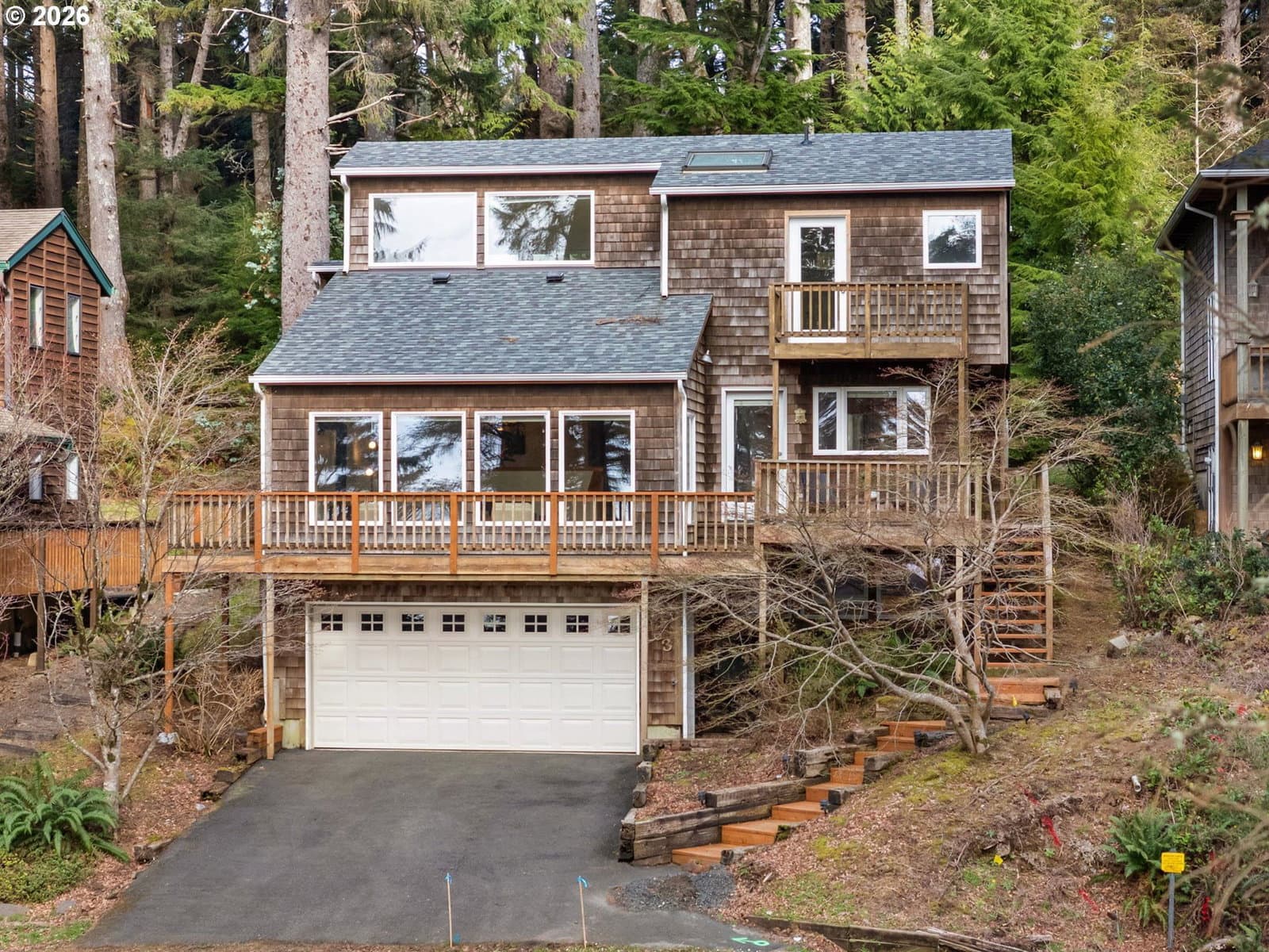 Listing photo 1 of 6