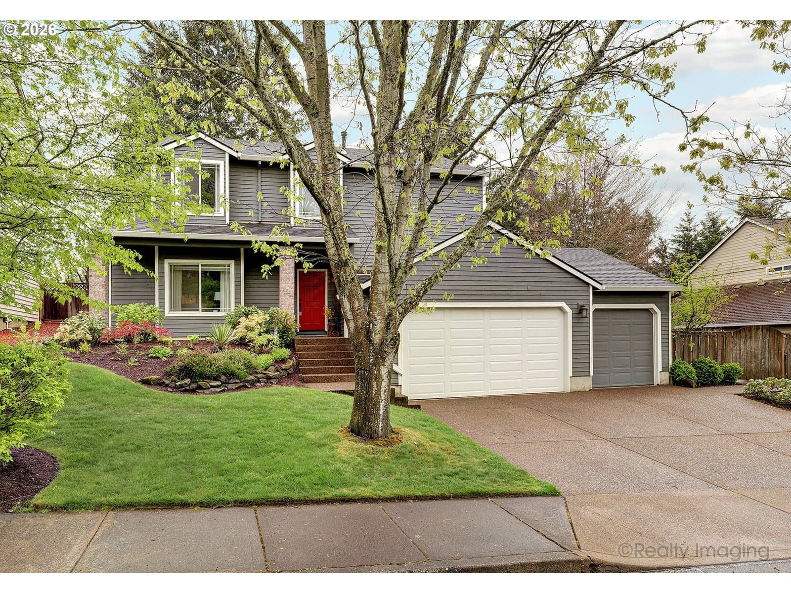 Listing photo 1 of 6