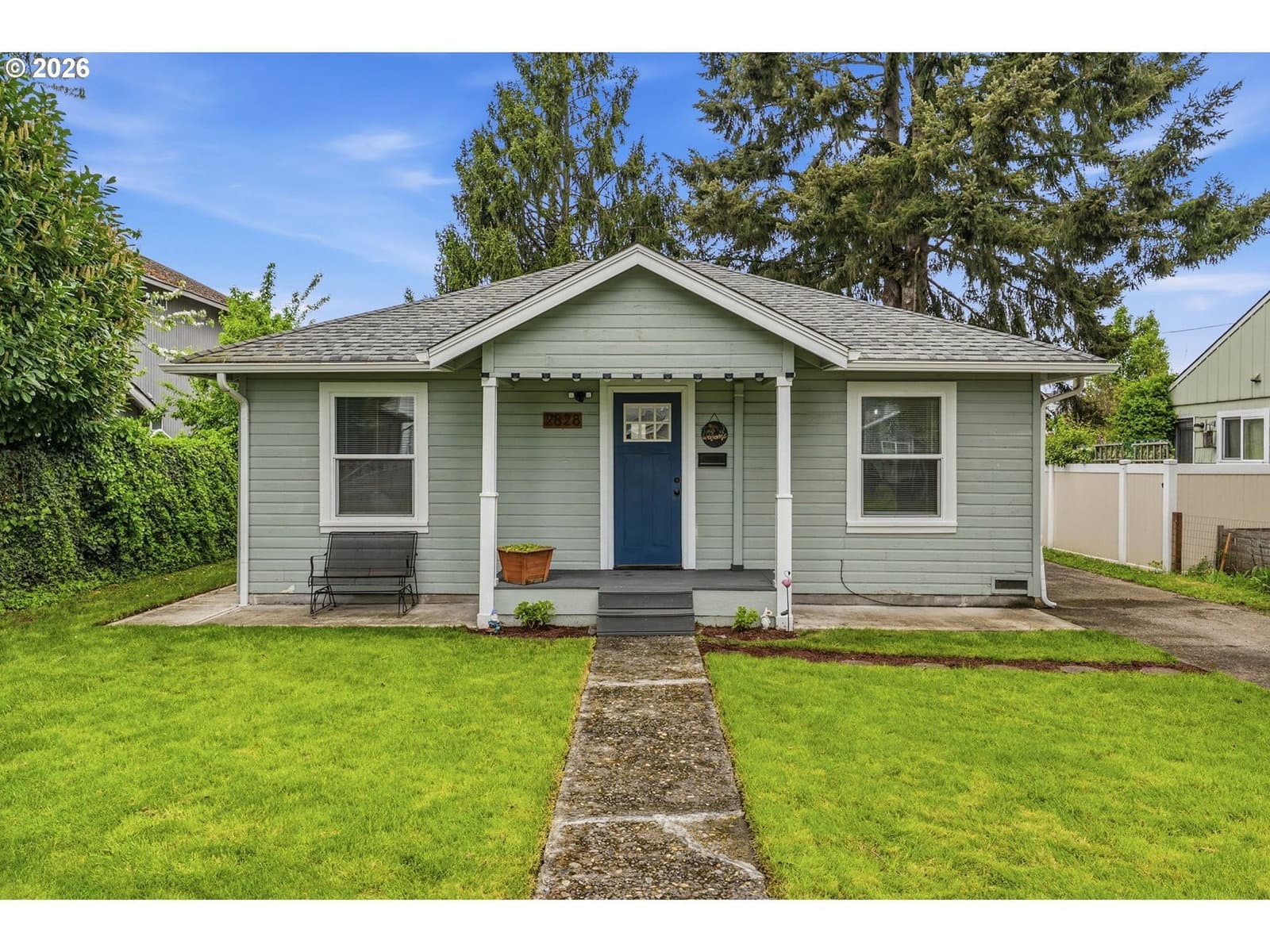 Listing photo 1 of 6