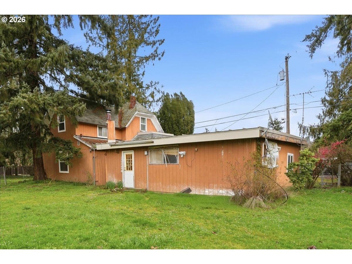 Primary listing photo, 130 C ST, Scotts Mills, OR, 97375