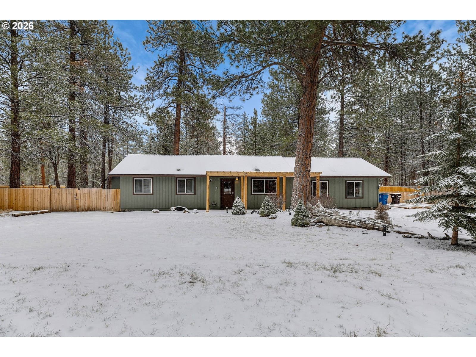Listing photo 1 of 6